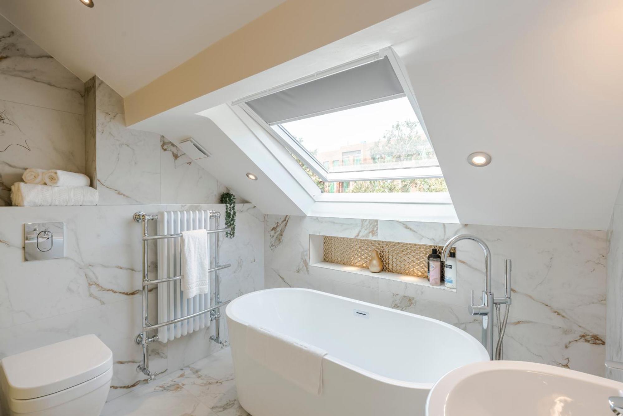 Stunning 3 Bed Duplex Apartment In The Heart Of West Hampstead 伦敦 外观 照片