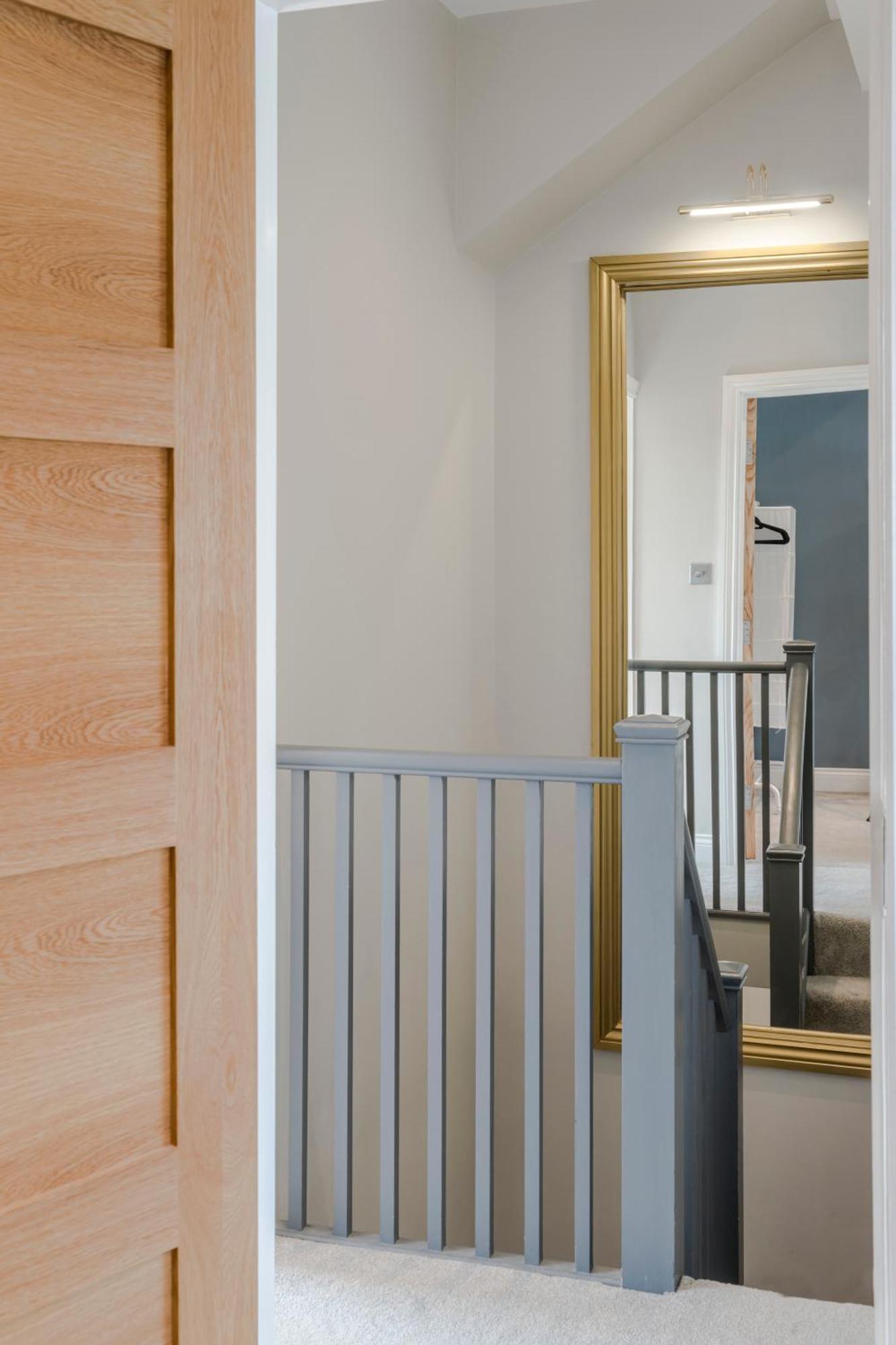 Stunning 3 Bed Duplex Apartment In The Heart Of West Hampstead 伦敦 外观 照片