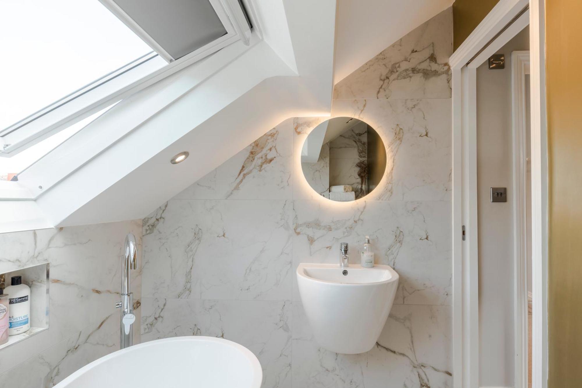 Stunning 3 Bed Duplex Apartment In The Heart Of West Hampstead 伦敦 外观 照片