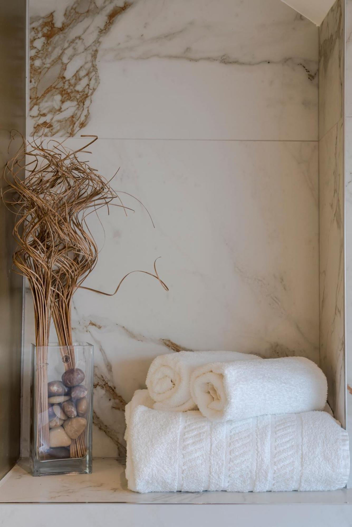 Stunning 3 Bed Duplex Apartment In The Heart Of West Hampstead 伦敦 外观 照片